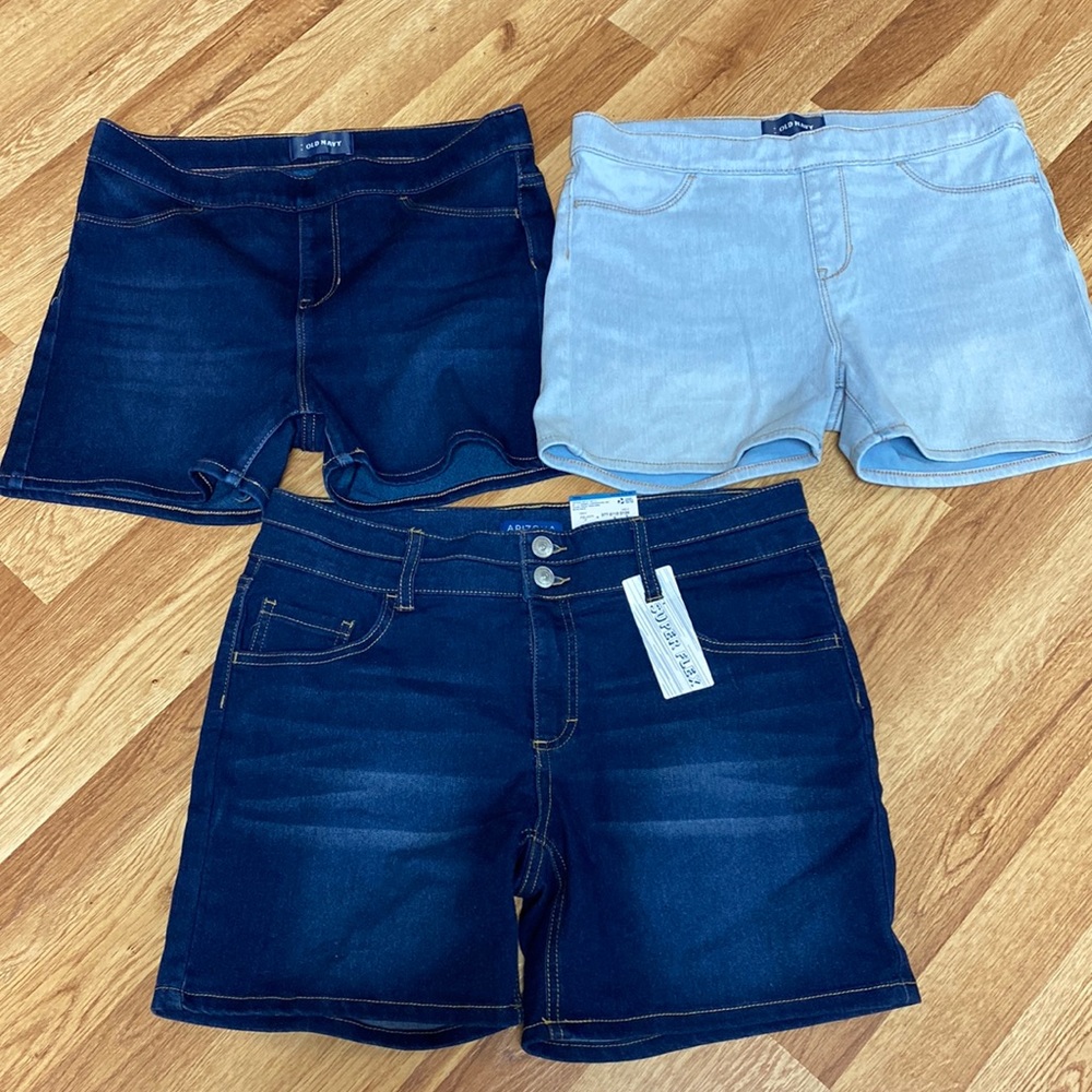 3 pair Girls Old Navy and Arizona shorts